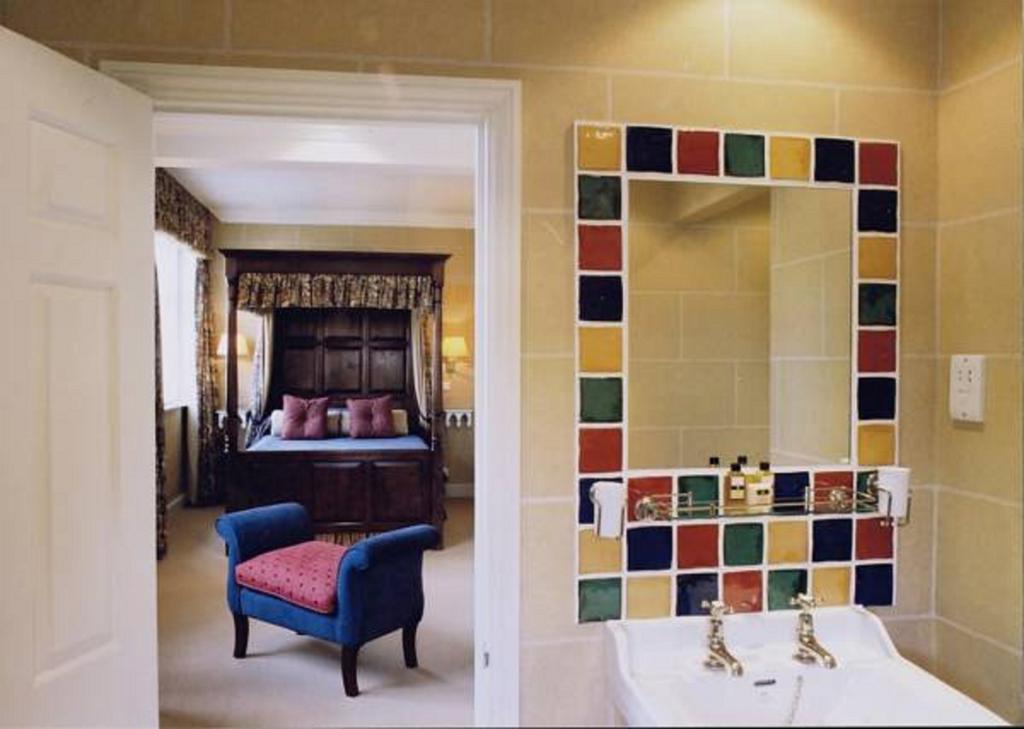 The Old Bridge 3* Huntingdon